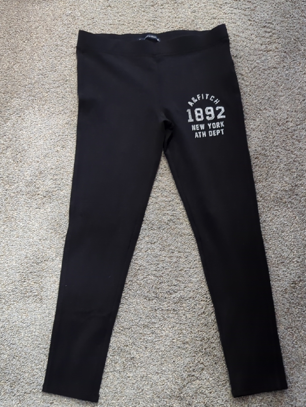 Abercrombie & Fitch Black Leggings with White 1892 Graphic